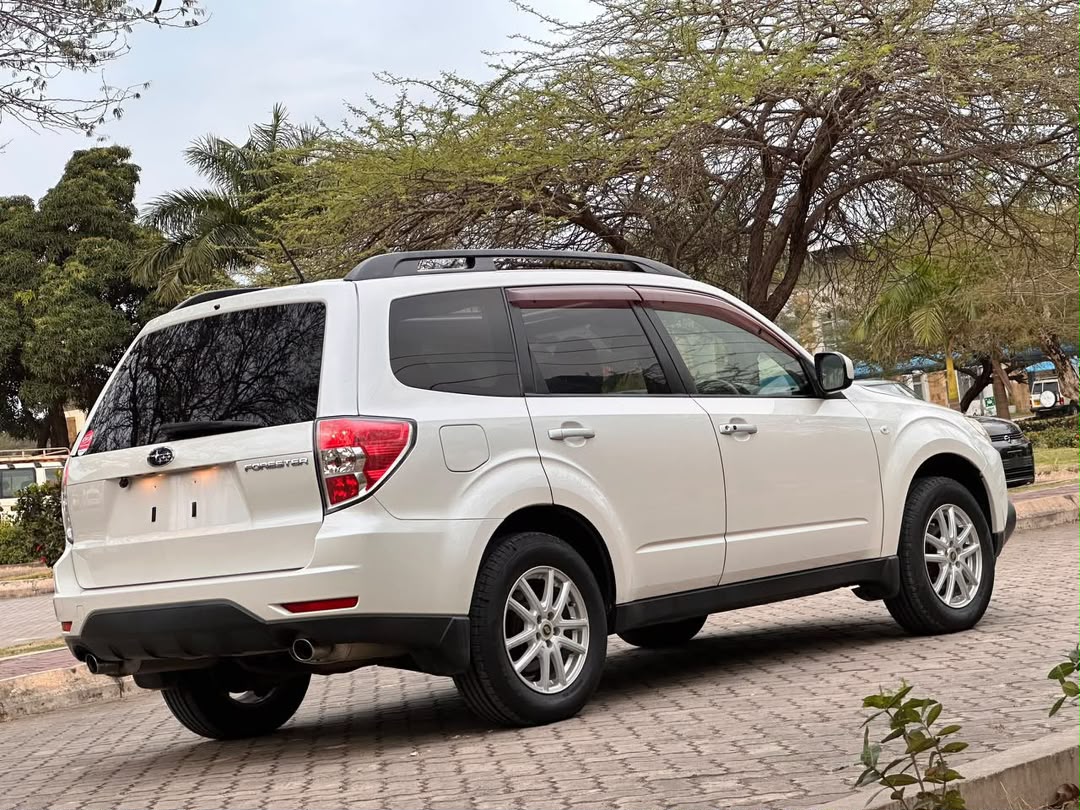 SUBARU FORESTER thumbnail 9